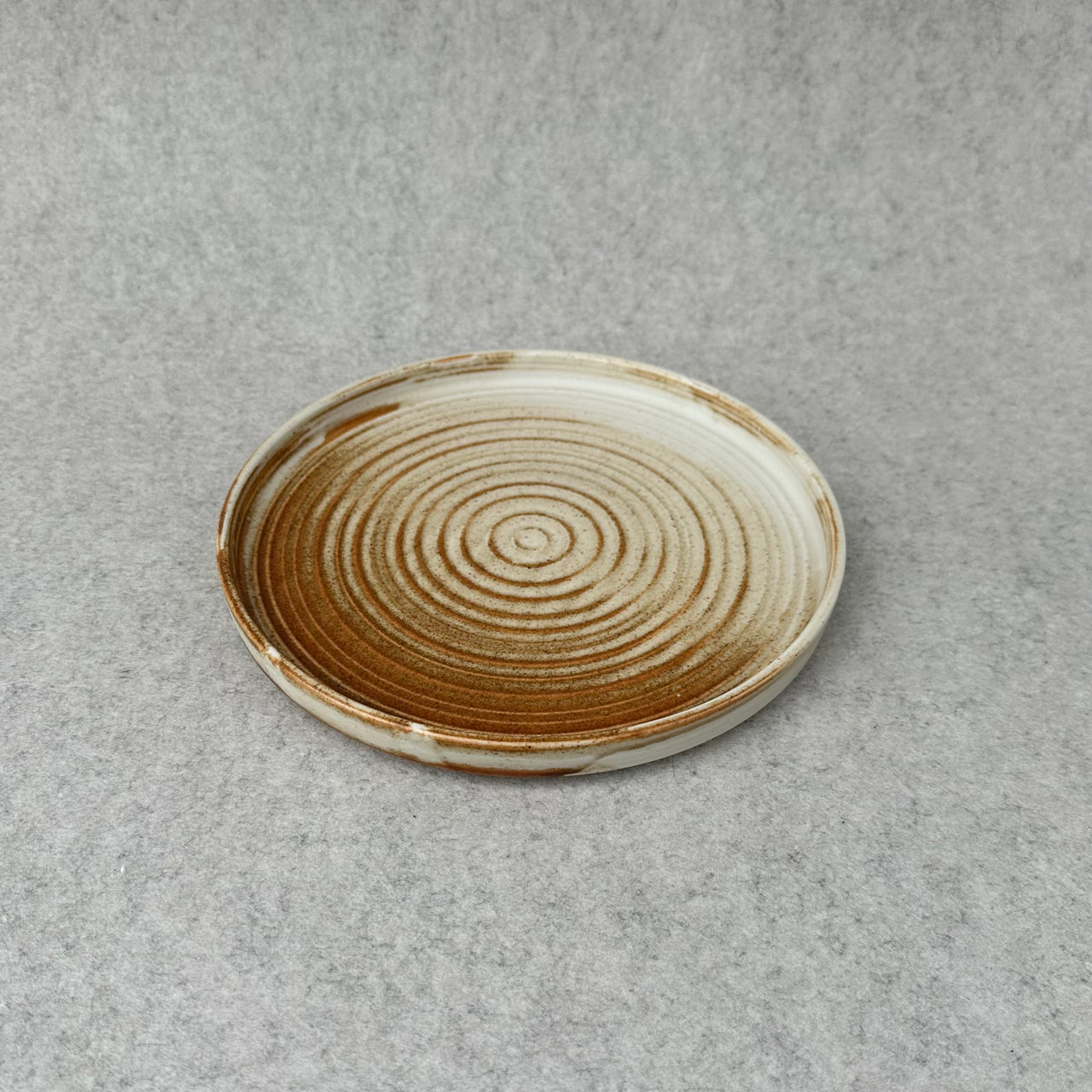 Organic 8.25" Straight Edge Plate